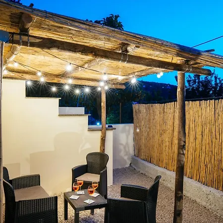 Apartment De Vivo Realty - Lunamare *