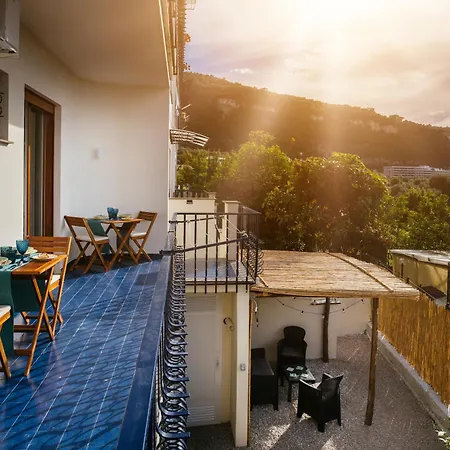 De Vivo Realty - Lunamare Apartment Sorrent