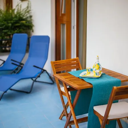 De Vivo Realty - Lunamare Sorrent